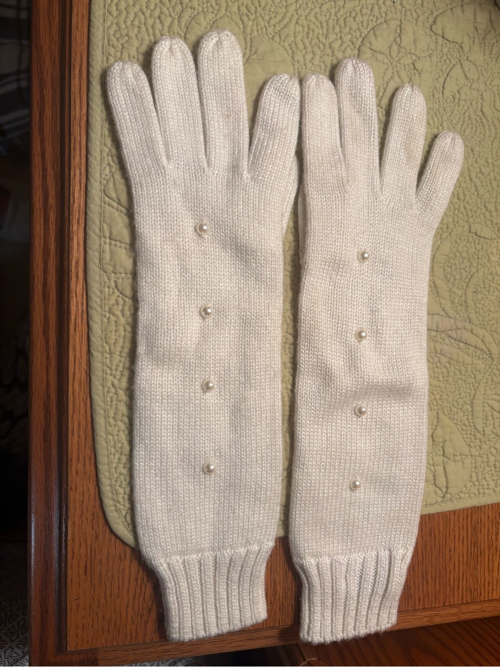 Cream Pearl-Accent Knit Long Gloves